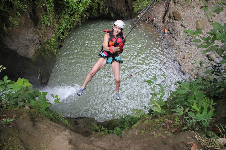 Gravity Falls Waterfall Jumping Canyoning - Photo 1 of 10